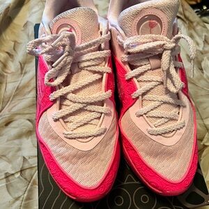 KD 16 Aunt Pearl